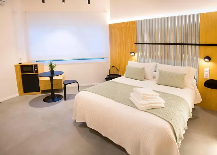 Kalidas Konukevi Caldas De Reis