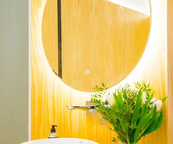 Konukevi Kalidas Caldas De Reis